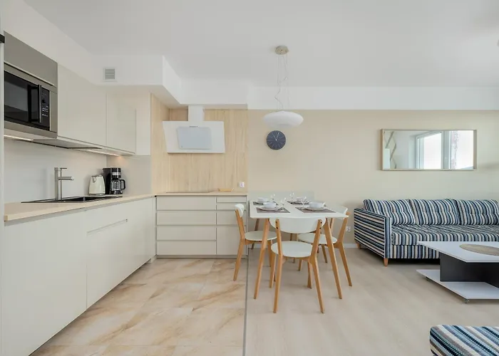 Jantar Blizej Morza Daire Kolobrzeg